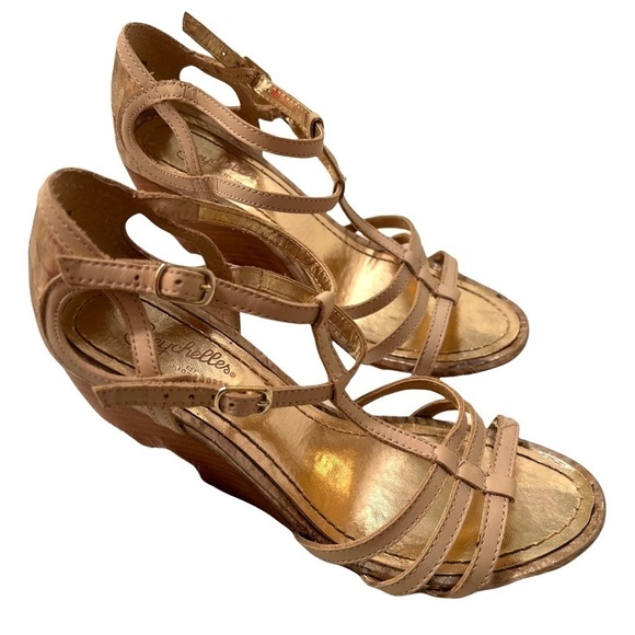 Seychelles Wedges Beige Strappy Gold Back Wooden Heel - Picture 1 of 10
